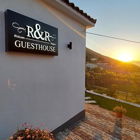 R&R Gesthouse Hotel Široka Eksteriør billede